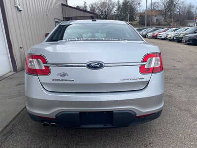2010 Ford Taurus, $0. Photo 4