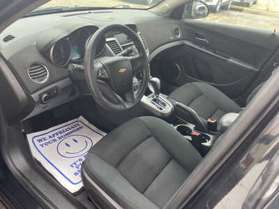 2012 Chevrolet Cruze, $0. Photo 6