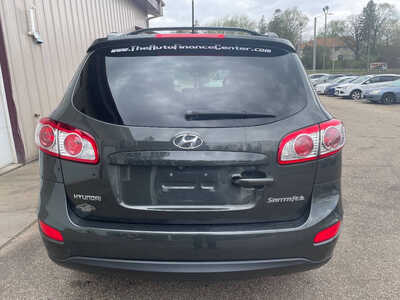 2010 Hyundai Santa Fe, $0. Photo 5