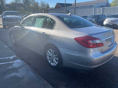 2013 Hyundai Genesis, $0. Photo 4