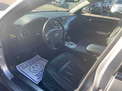 2013 Hyundai Genesis, $0. Photo 6