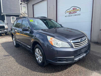2011 Subaru Outback, $0. Photo 2