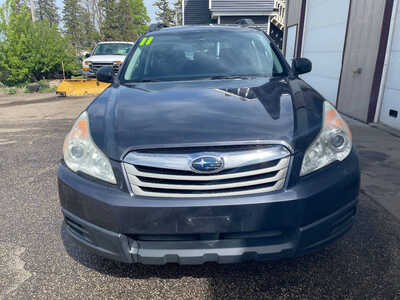 2011 Subaru Outback, $0. Photo 3