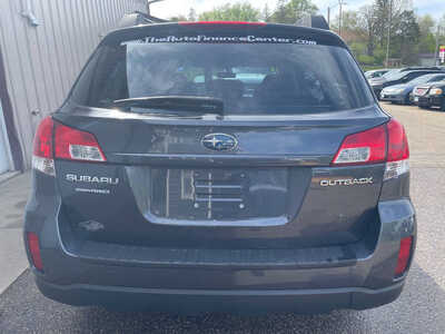 2011 Subaru Outback, $0. Photo 5