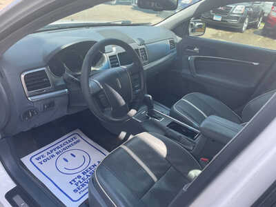 2010 Lincoln MKZ, $0. Photo 6