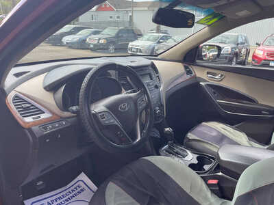 2013 Hyundai Santa Fe, $0. Photo 3