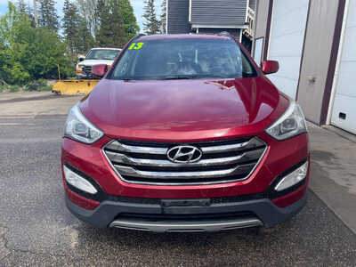 2013 Hyundai Santa Fe, $0. Photo 4