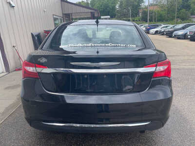 2012 Chrysler 200, $0. Photo 5