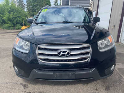 2012 Hyundai Santa Fe, $8995. Photo 3
