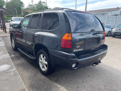 2004 GMC Envoy, $0. Photo 5