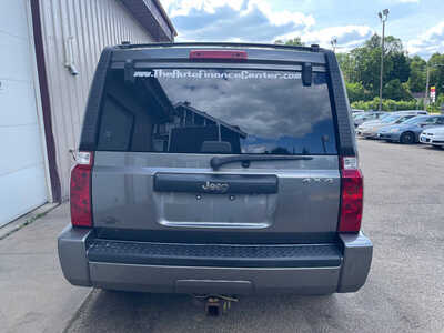 2008 Jeep Commander, $7995. Photo 5