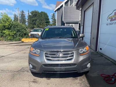 2011 Hyundai Santa Fe, $0. Photo 3