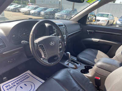 2011 Hyundai Santa Fe, $0. Photo 4