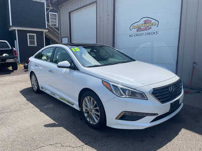 2015 Hyundai Sonata, $0. Photo 2