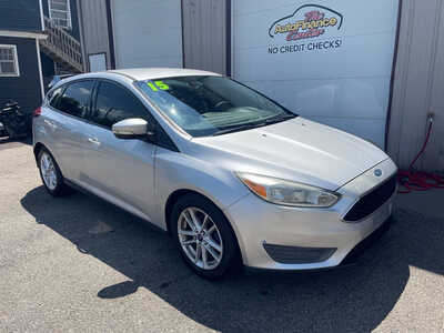 2015 Ford Focus, $0. Photo 2