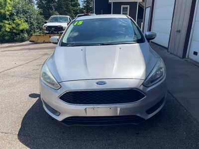 2015 Ford Focus, $0. Photo 3