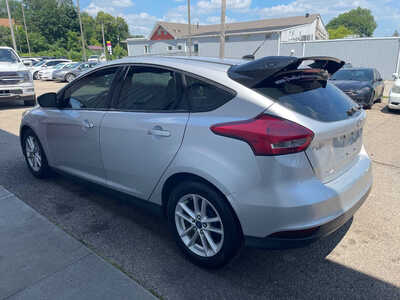 2015 Ford Focus, $0. Photo 4