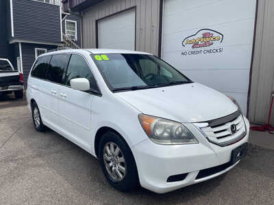 2008 Honda Odyssey, $8995. Photo 2