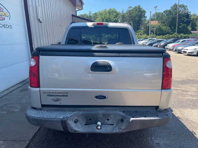 2004 Ford Explorer, $0. Photo 5