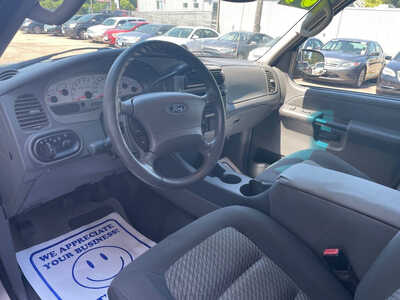 2004 Ford Explorer, $0. Photo 6