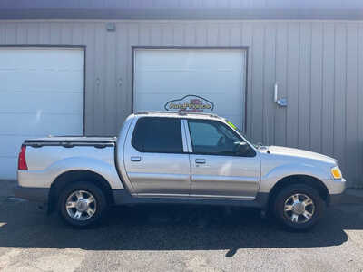 2004 Ford Explorer, $0. Photo 1