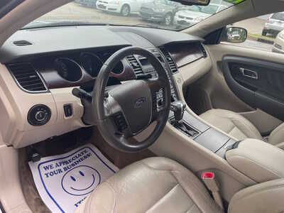 2011 Ford Taurus, $0. Photo 6