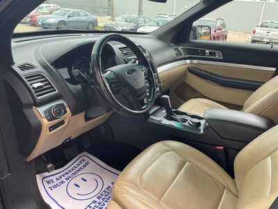 2017 Ford Explorer, $0. Photo 6
