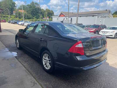 2011 Ford Fusion, $0. Photo 4