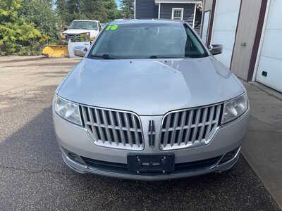 2010 Lincoln MKZ, $0. Photo 3