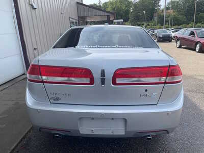 2010 Lincoln MKZ, $0. Photo 5