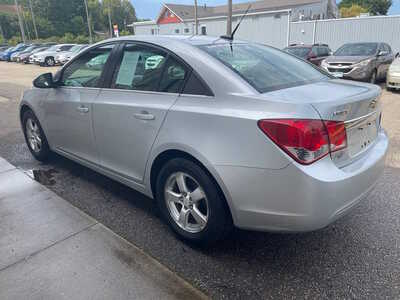 2012 Chevrolet Cruze, $0. Photo 4