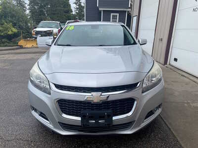 2016 Chevrolet Malibu, $0. Photo 3