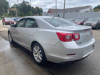 2016 Chevrolet Malibu, $0. Photo 4