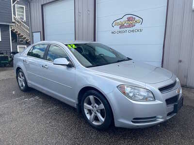 2012 Chevrolet Malibu, $0. Photo 2