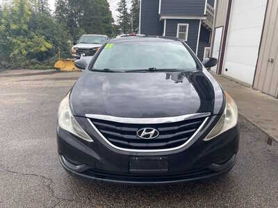 2011 Hyundai Sonata, $0. Photo 3