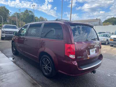 2018 Dodge Caravan, Grand, $0. Photo 4