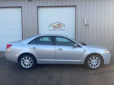 2010 Lincoln MKZ, $0. Photo 1