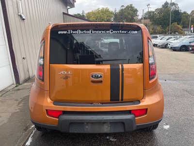 2010 Kia Soul, $0. Photo 5