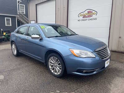 2011 Chrysler 200, $0. Photo 2