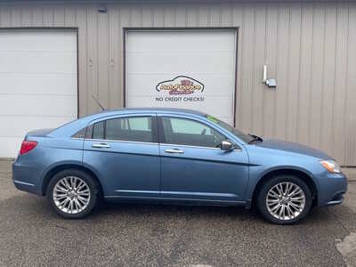 2011 Chrysler 200, $0. Photo 1