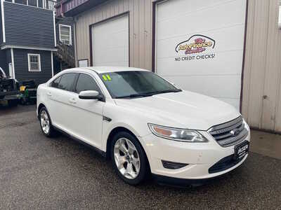 2011 Ford Taurus, $0. Photo 2