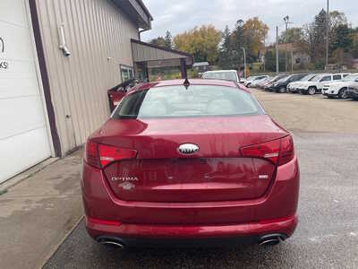 2013 Kia Optima, $0. Photo 5