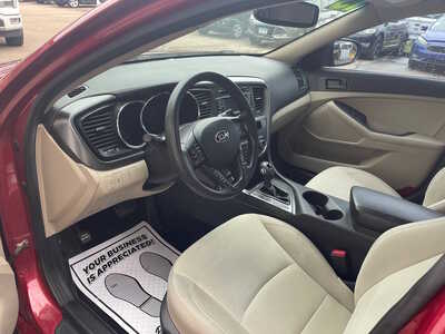 2013 Kia Optima, $0. Photo 6