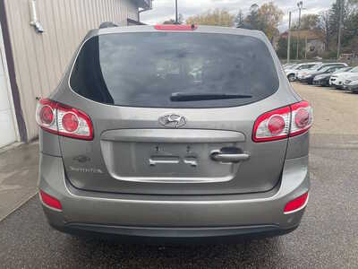 2012 Hyundai Santa Fe, $0. Photo 5