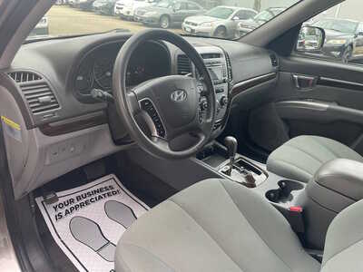 2012 Hyundai Santa Fe, $0. Photo 6