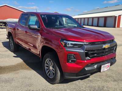 2024 Chevrolet Colorado Crew Cab, $47530. Photo 3