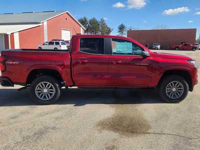 2024 Chevrolet Colorado Crew Cab, $47530. Photo 4