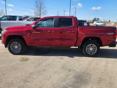 2024 Chevrolet Colorado Crew Cab, $47530. Photo 8