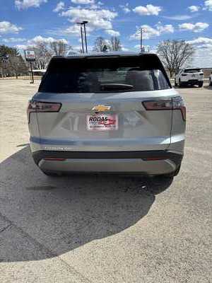 2025 Chevrolet Equinox, $35040. Photo 5