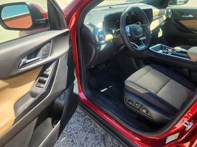 2025 Chevrolet Equinox, $39170. Photo 12